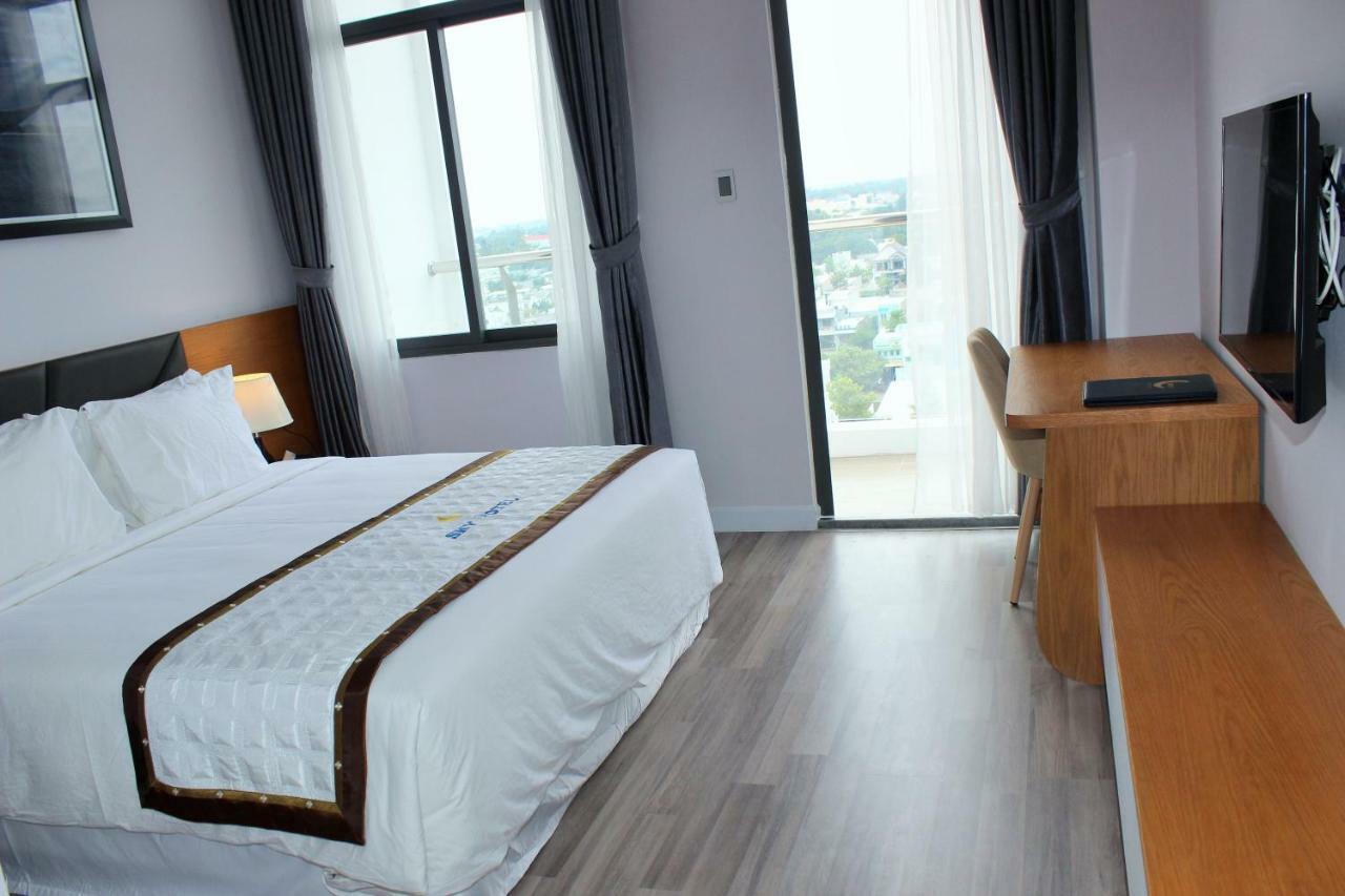 Sky Hotel Hong Ngu Εξωτερικό φωτογραφία